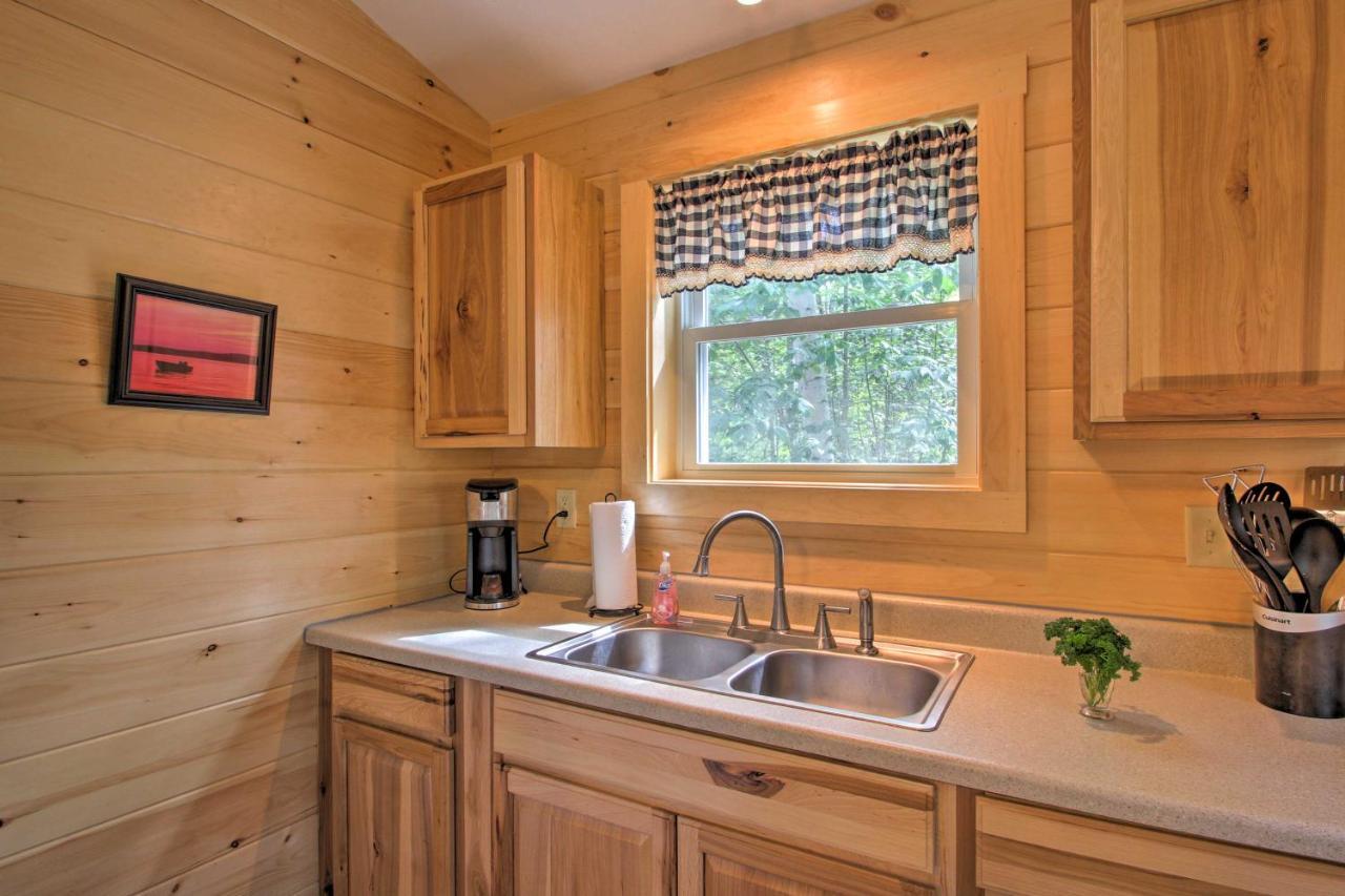 Family Cabin With Beach Access On Panther Pond Raymond Exteriör bild